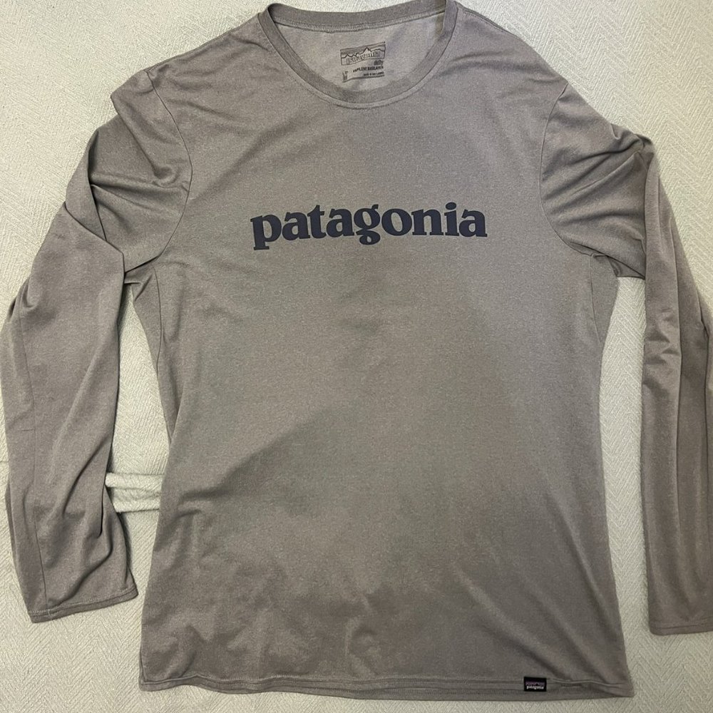 Patagonia text logo capilene shirt (long sleeve)